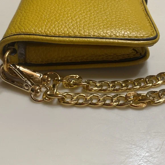 TORY BURCH RARE YELLOW WRISTLET WALLET EUC - Picture 6 of 6